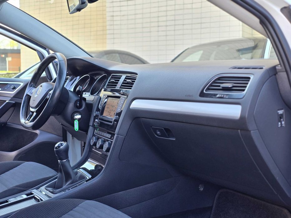 VOLKSWAGEN GOLF 7 CUP 1.6TDI 110CV "LOOK GTI" "FULL EXTRAS"