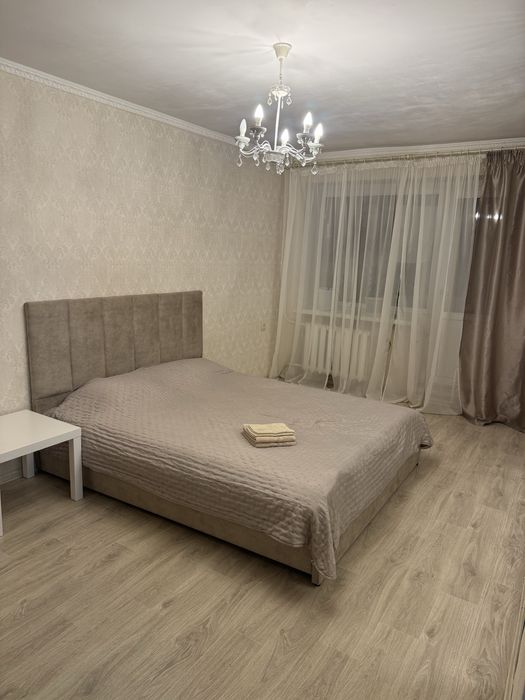 Посуточно, почасово двухкомнатная квартира Корабельный район