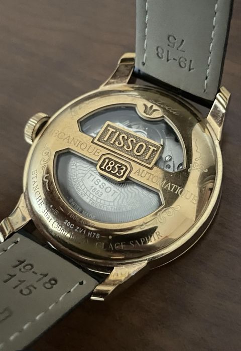 Часы швейцарские Tissot Le Locle Powermatic 80 ( 80 часов запас хода, механические с автоподзаводом, черные)