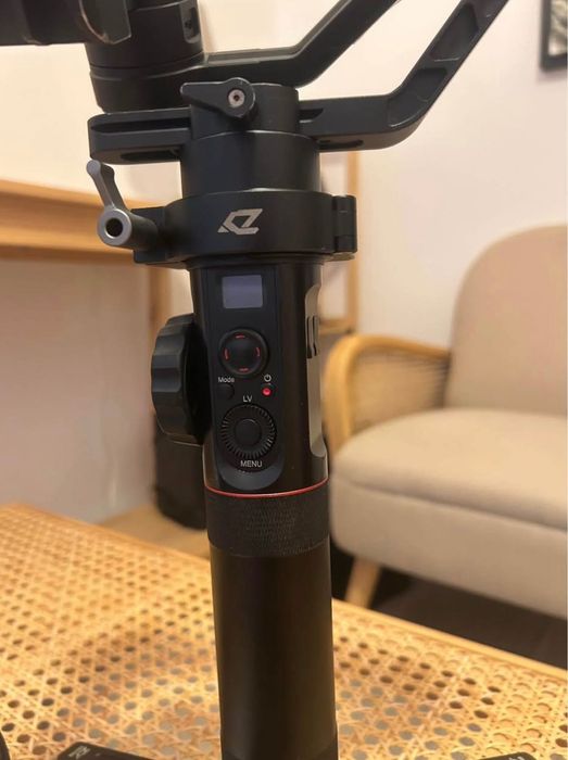 Gimbal Zhiyun Crane 2