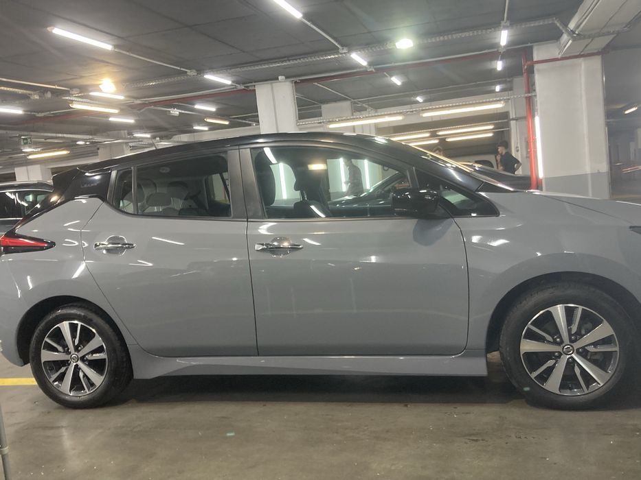 Vendo nissan leaf