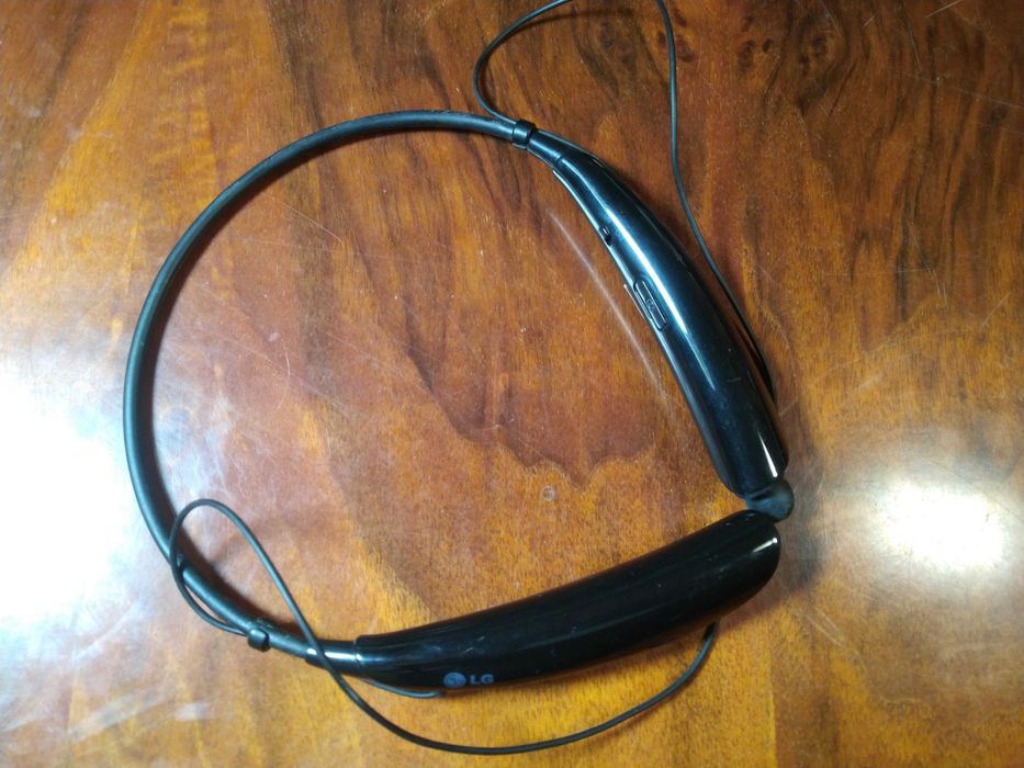 Стерео Bluetooth гарнитура LG Tone HBS-730 / 750