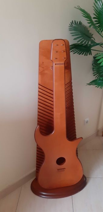 Porta Cds em Viola