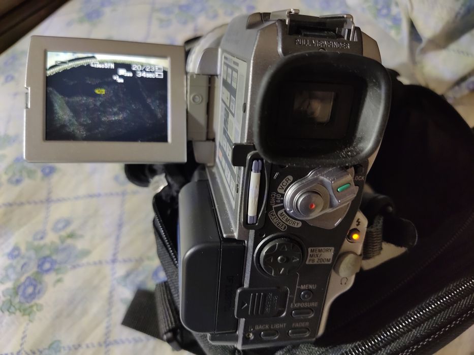 Câmara de Vídeo Sony Dcr-pc115