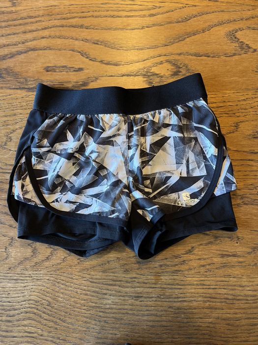 Spodenki na wf, decathlon rozm 123-130cm. 7-8 lat