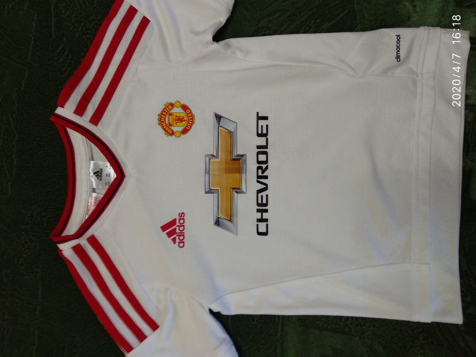 Футболка на 5-6 лет