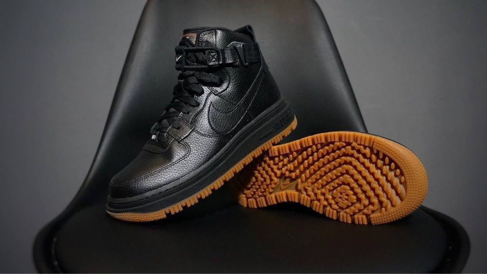 Кросівки NIKE WMNS AIR FORCE 1 HI UT 2.0  (DC3584-001)