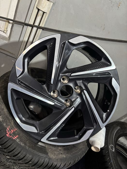 Felga aluminiowa 18” 4x108 ET35 9825299880