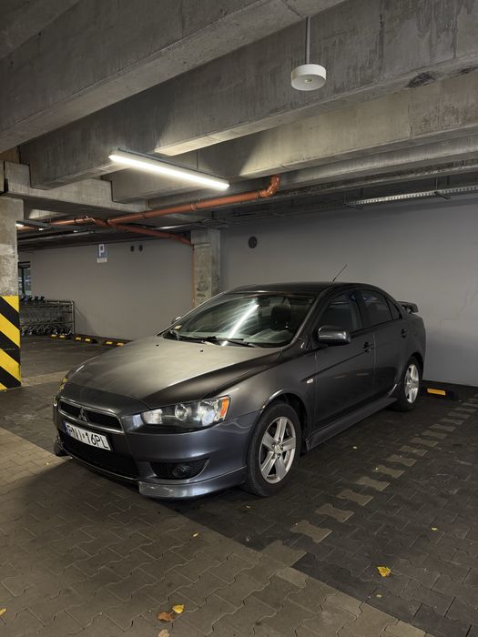 Mitsubishi Lancer