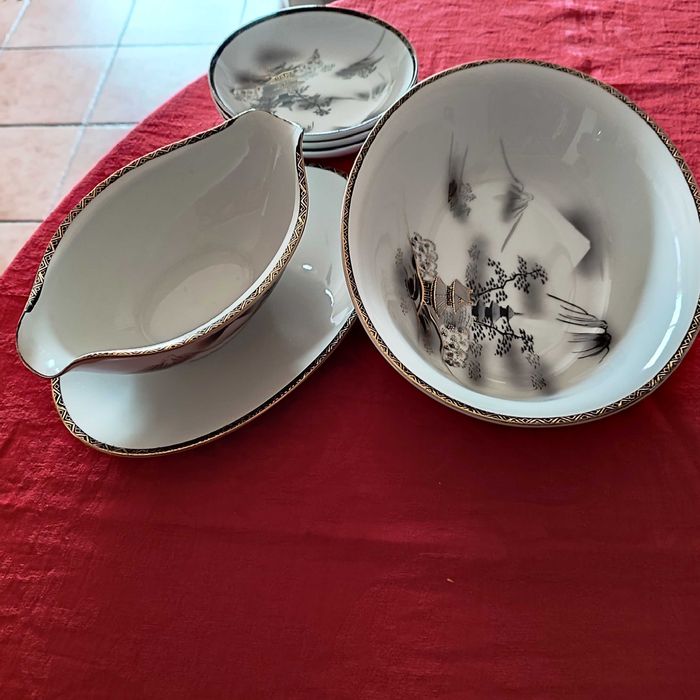 Artigos de louça com desenhos japoneses vintage Santo António Dos