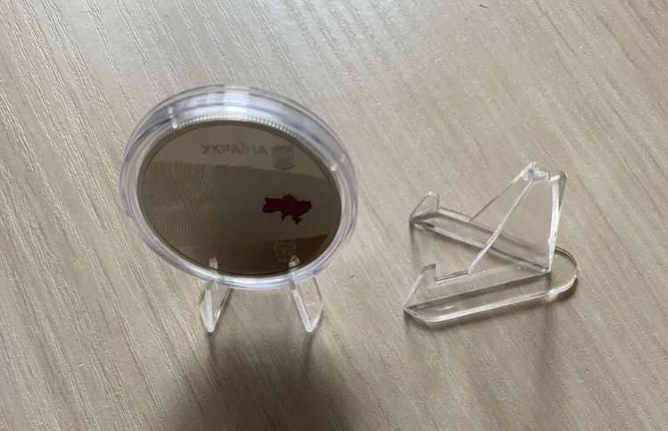 Капсули для монет 24мм/25 /26/27/30/41/46мм. Підставки для монет