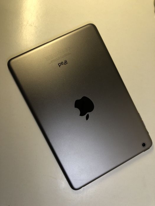 Продам Ipad mini