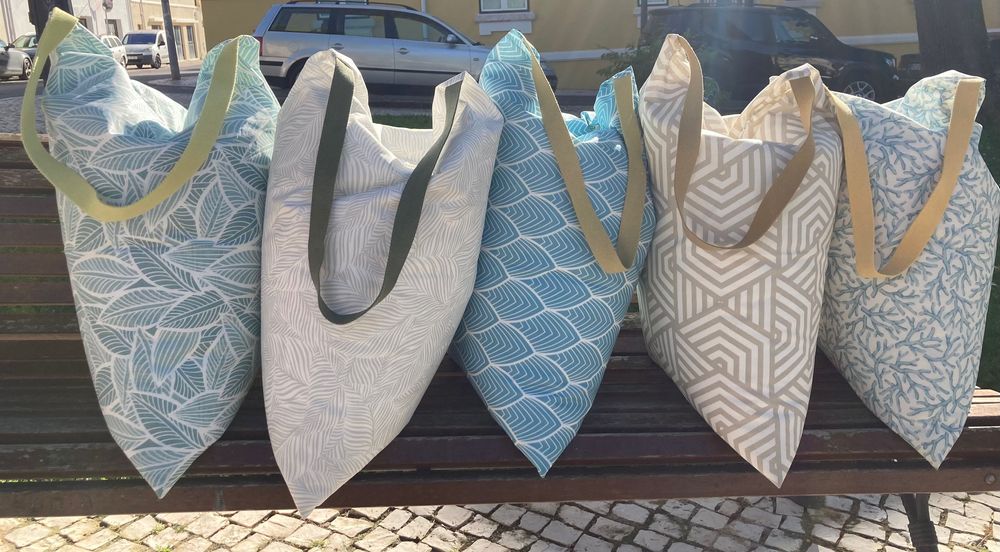 Almofada/Puff para a praia, piscina ou jardim