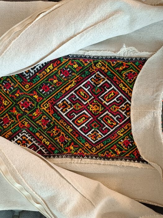 Вишите плаття. Вишиванка