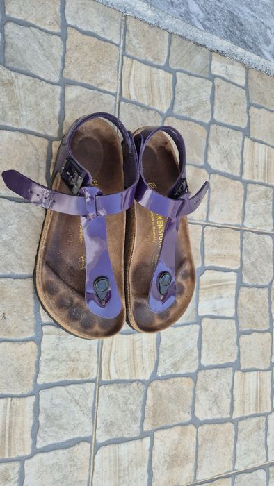 Birkenstock tamanho 35 como novas