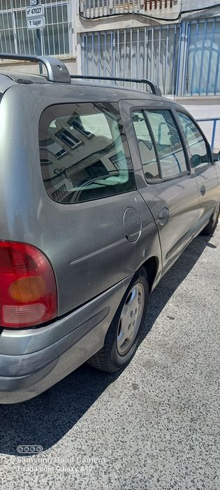 Renault megane 1.4 gasolina de 2001