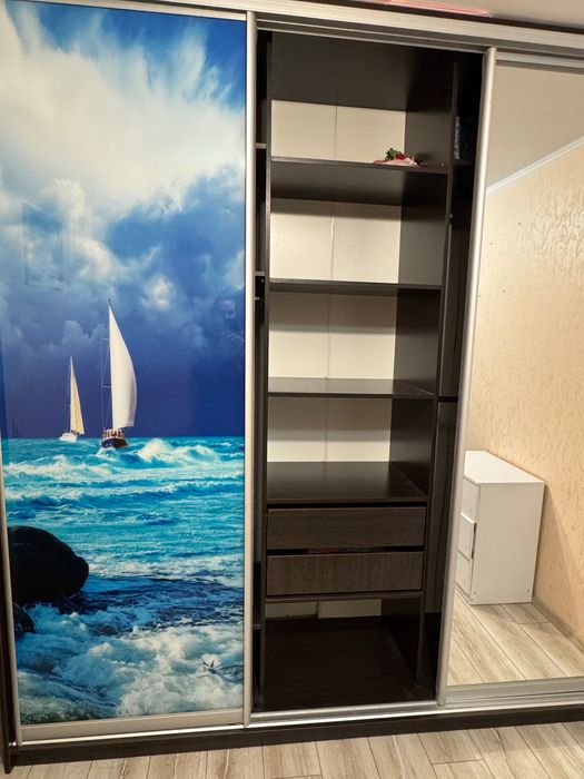 Шафа-купе 2.4х2.4, б/в