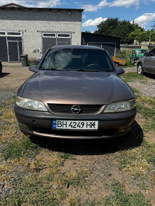 Продам Opel Vectra B 1.6л Бензин Механика