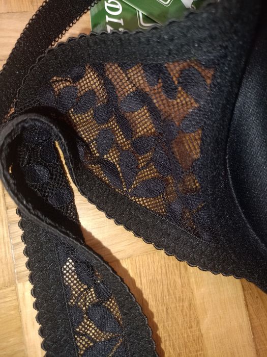 Biustonosz z push-up