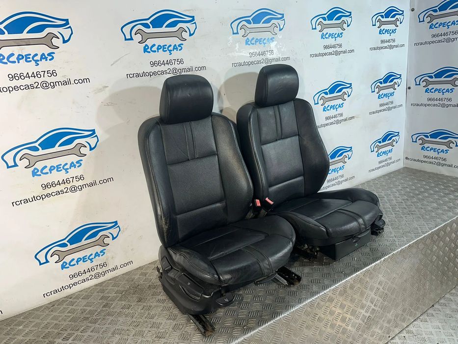 Conjunto Bancos Pele Pack M BMW X3 E83 2003 - 2010