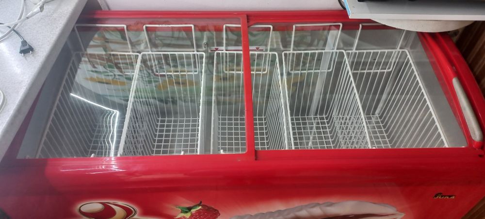 Продам морозильний ларь 400л