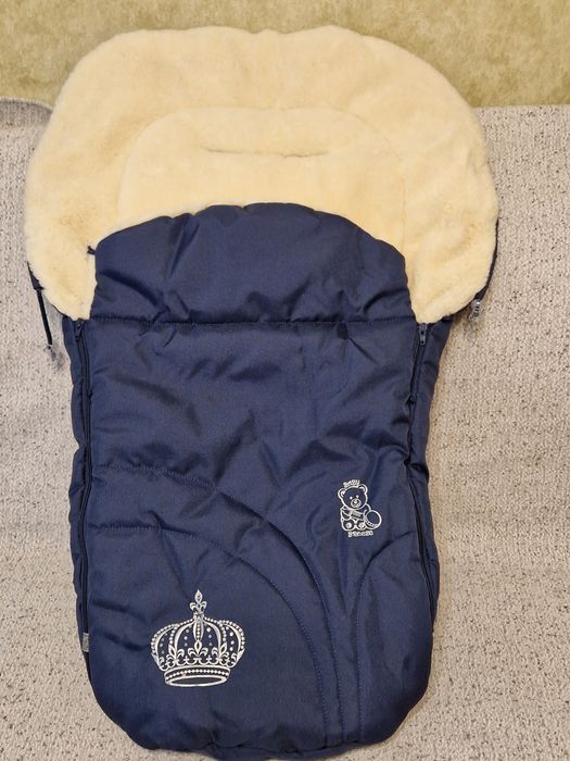 Продам детский меховой конверт на овчине