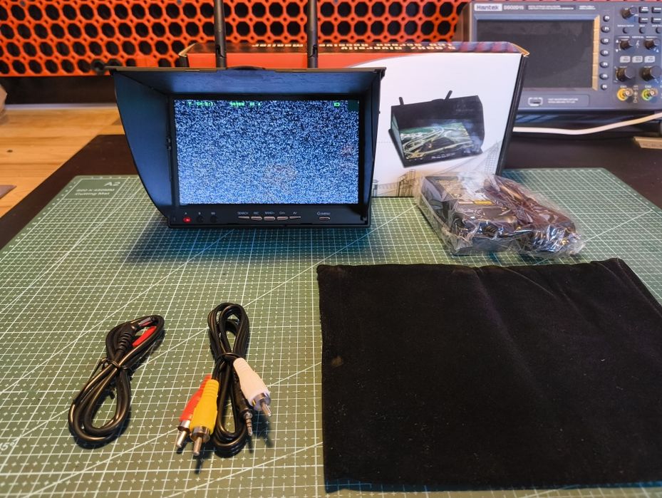 Monitor FPV 7 cali 5.8ghz diversity, wbudowany DVR