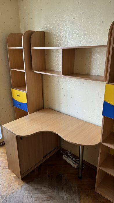 Мебель экологичная фирмы Снайт комплект идеальное состояние