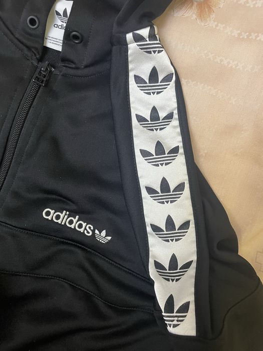 Олімпійка adidas