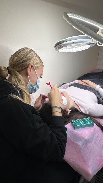 Курси Лешиейкер з нуля. Нарощування вій метро Вокзальна. Нова робота