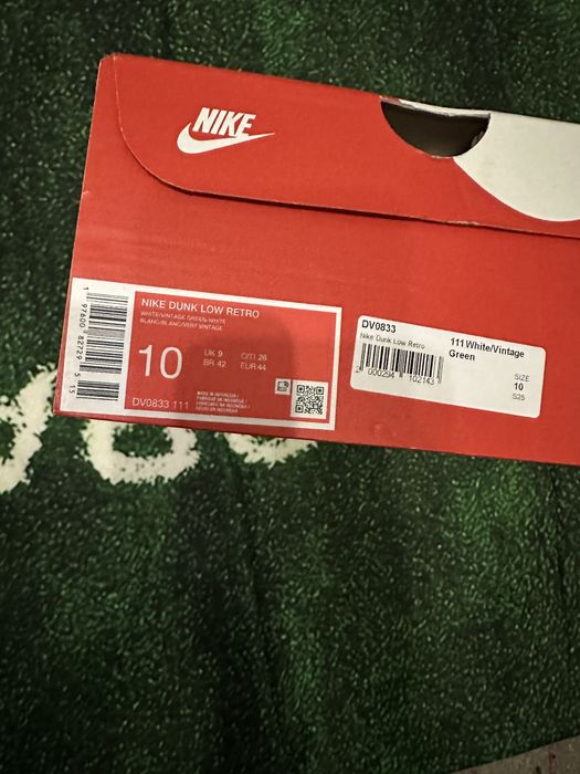 Nike dunk low retro green