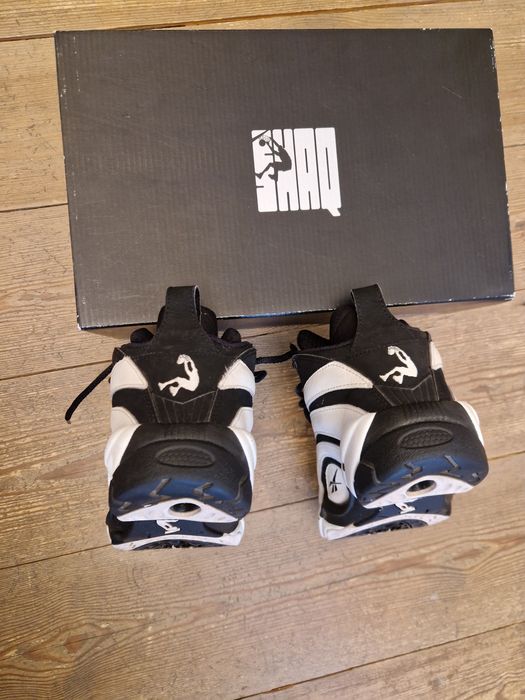 Buty Reebok Shaqnosis rozmaiar 35 4.5 black/White FV9284