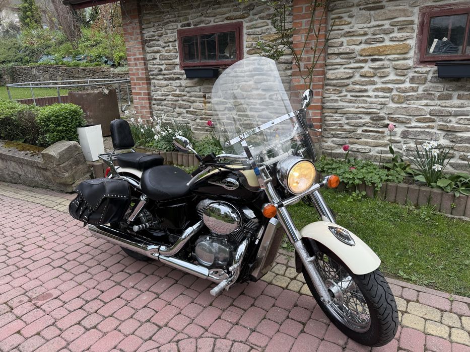 Honda Shadow VT750 C2