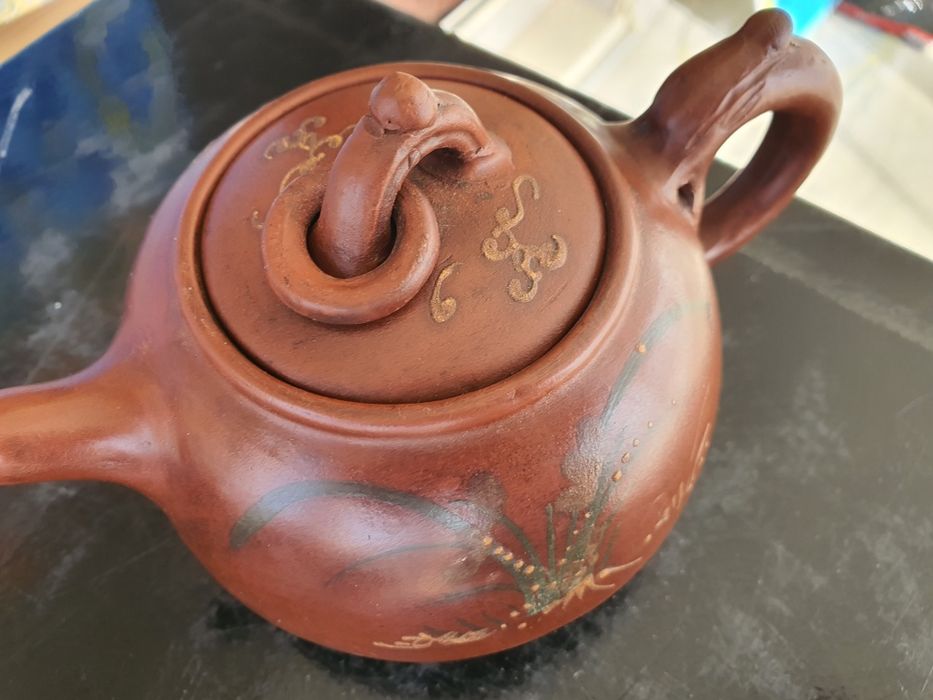 Чайник исинская глина 100% ручная работа редкий , коллекционный