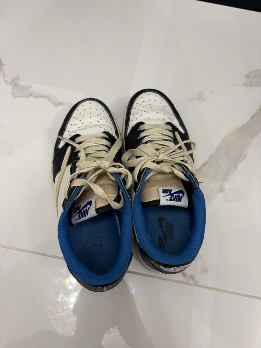 Nike & Scott Travis
