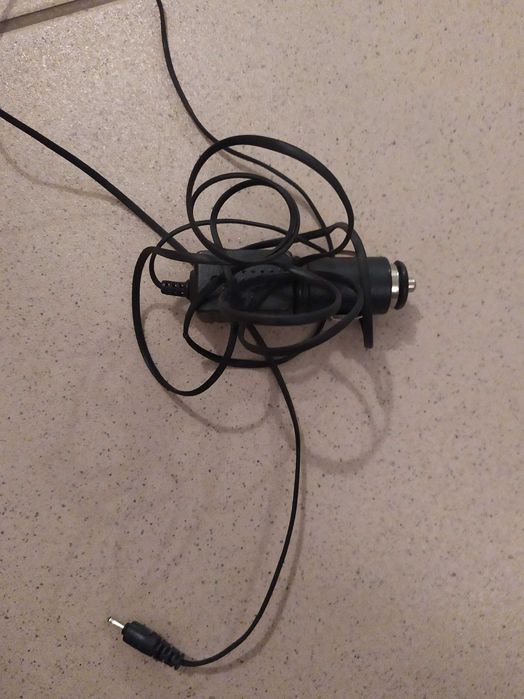 Ładowarka Nokia z cienkim bolcem na gniazdo zapalniczki