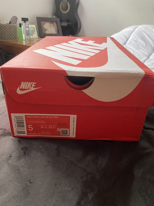 Nike Dunk “Medium Curry”