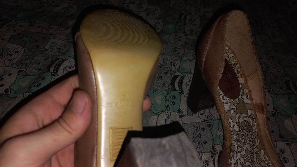 Туфли на каблуках Braska, кожа