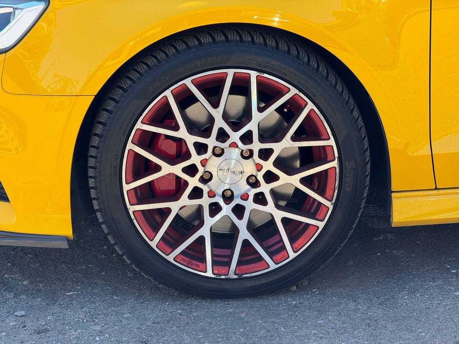 Audi S3 (офіційна)