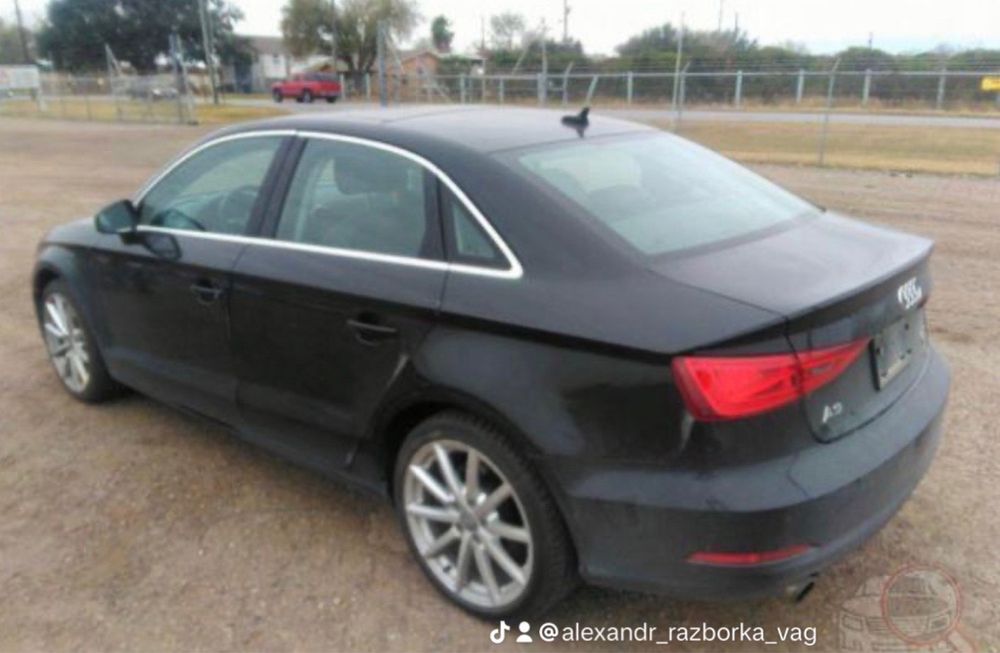 Стекло ауди А3