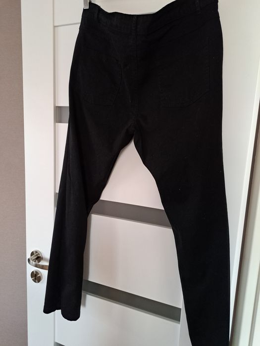 Spodnie damskie czarne rozmiar 42
