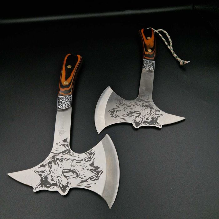 Toporek siekiera Tomahawk Wolf 32cm grawer wilk drewno pokrowiec