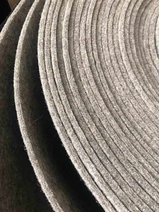 Войлок 2,5 -4,5 -7 мм толщина,  от 165 грн (ширина 0,9 м и 1,5 м)