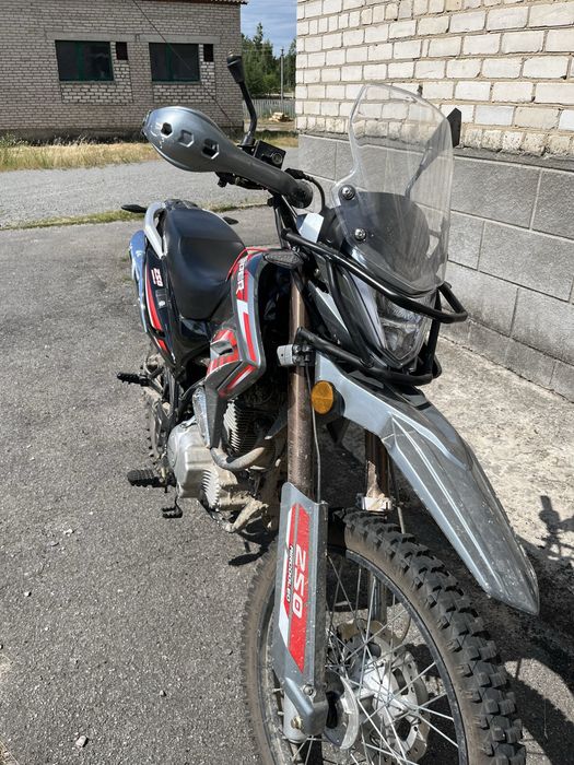 Viper V250L 2025