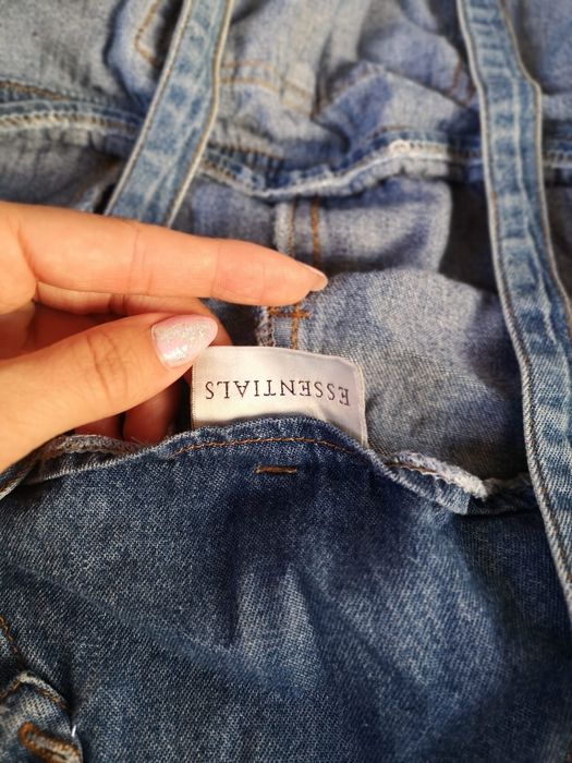 Jeansowa ogrodniczka