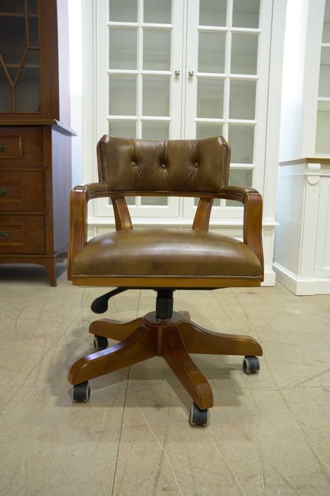 Biuro Gabinet Fotel chesterfield od producenta