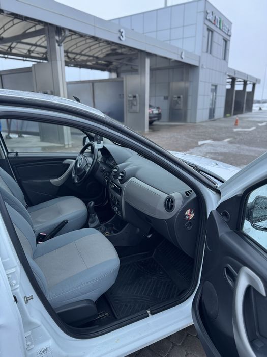 Dacia Sandero 2010 рік 1.5 дизель