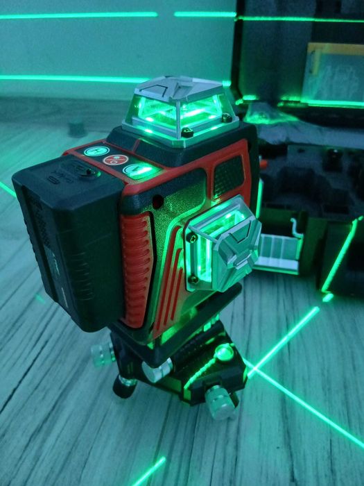 Pozsiomica laserowa L FINE 4D 360 stopni + STATYW