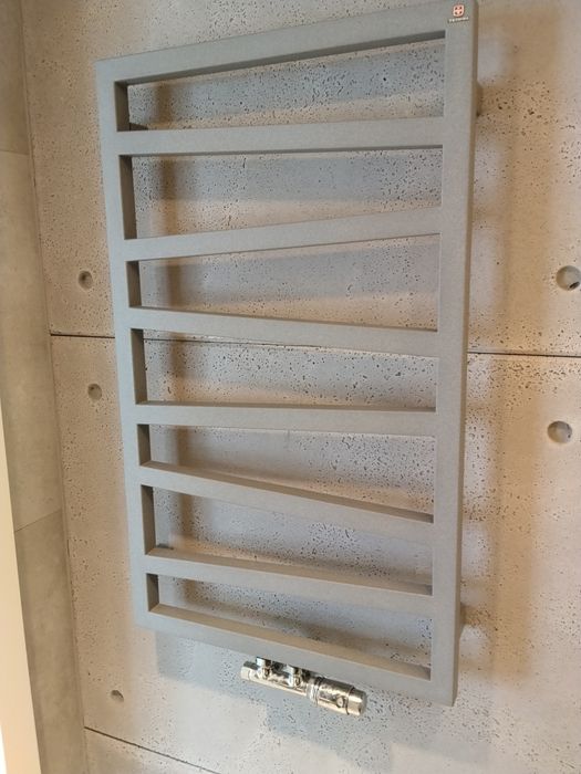 Grzejnik łazienkowy Terma 50x85 +termostat