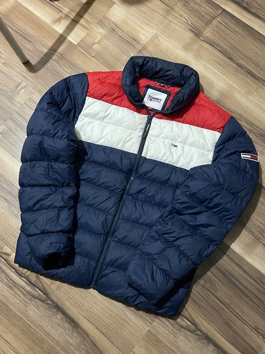 Продам мікро пуховик tommy hilfiger